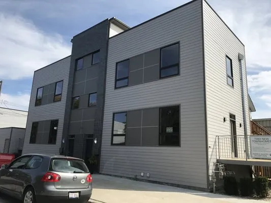 J Gonzalez Roofing Logo