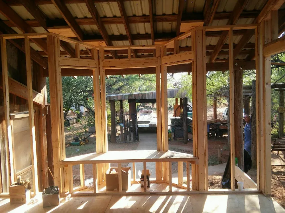 Slide of J Guerra Contracting