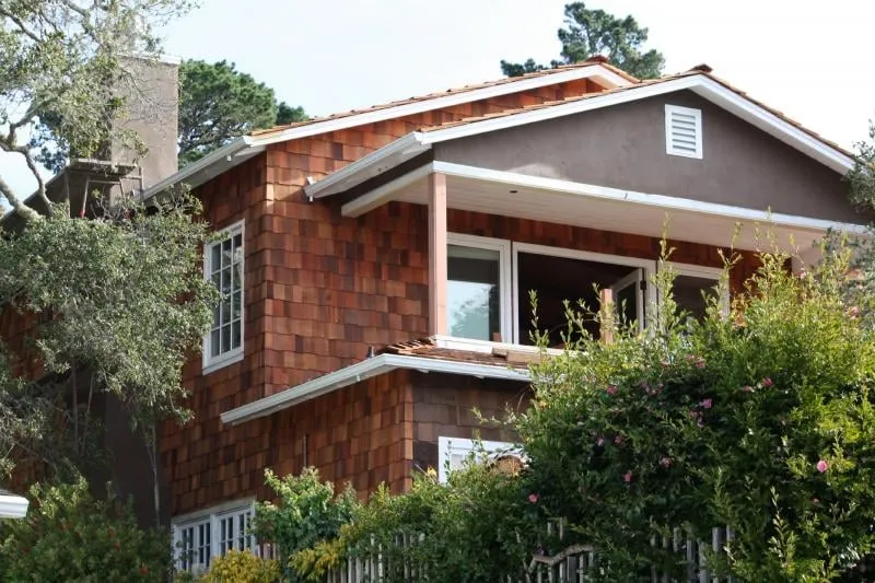 Slide of J Saenz Roofing