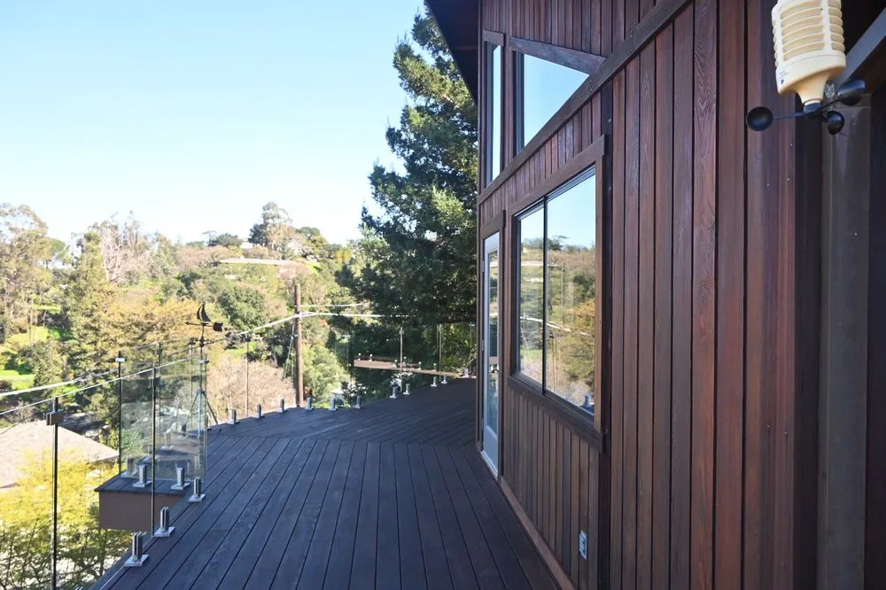 Slide of J Segle Construction