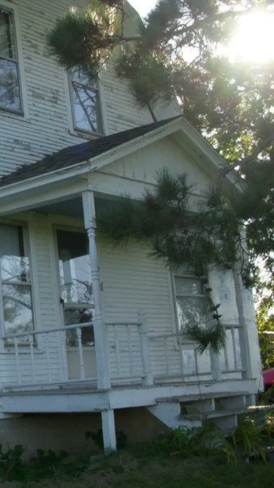 Slide of J-Winn Construction & Restoration