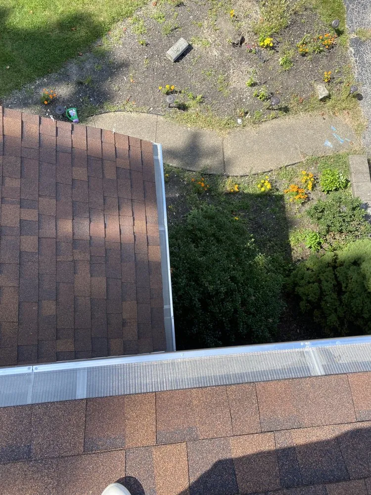 Slide of J&A Window And Gutter Cleaning