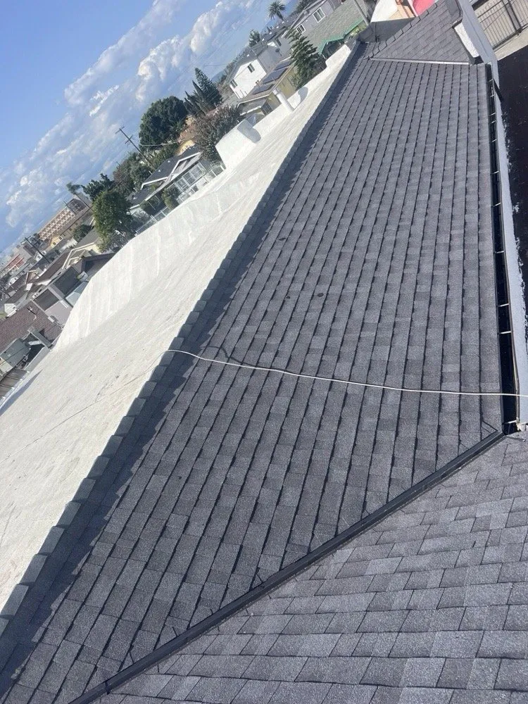 Slide of Jacinto’s Roofing