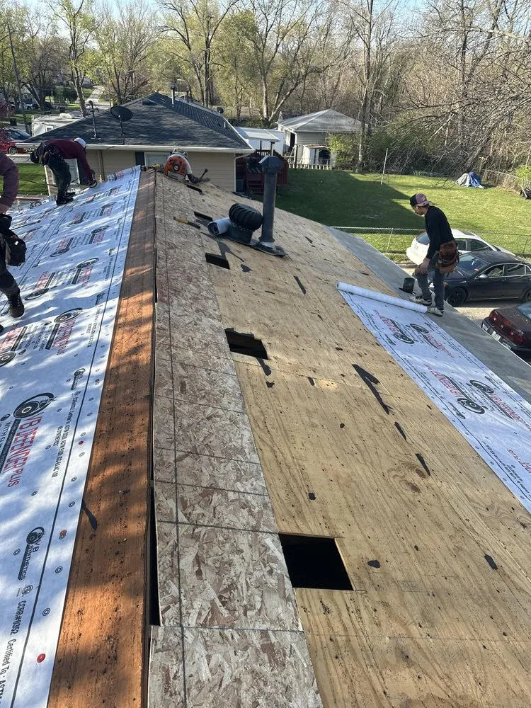 Slide of Jacks Roofing & Siding