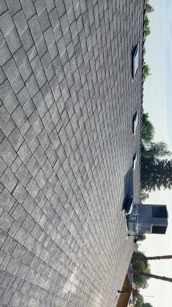 Slide of Jacobo Roofing