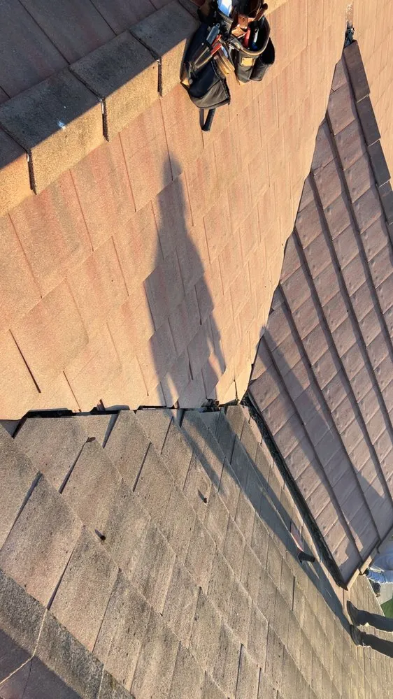 Slide of Jacobo Roofing