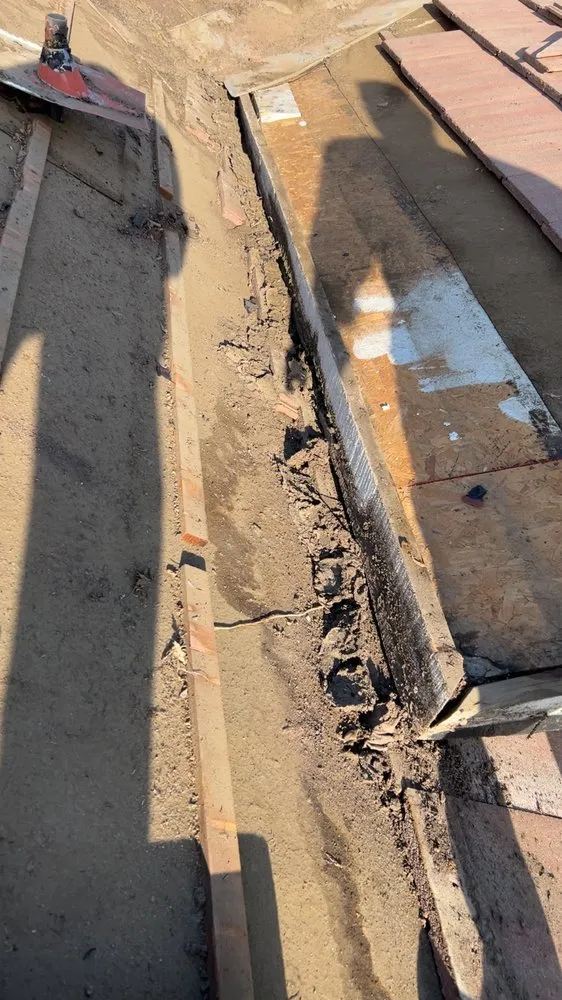 Slide of Jacobo Roofing