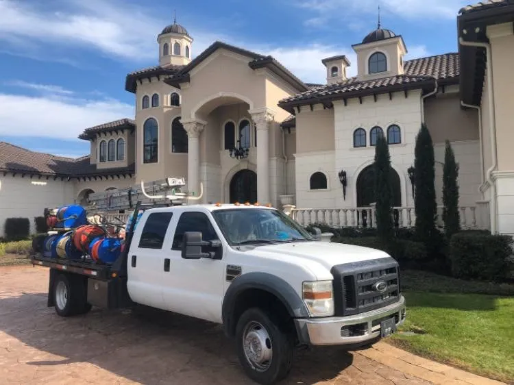 Slide of Jade Exterior Services