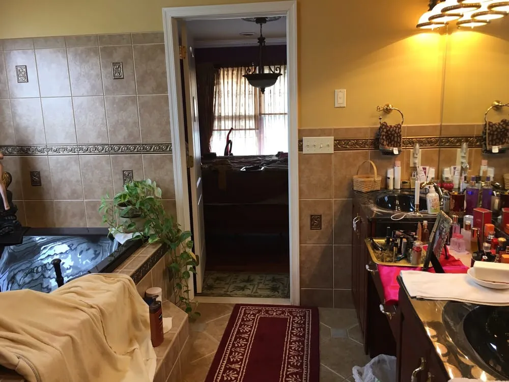 Slide of Jade's General Contracting