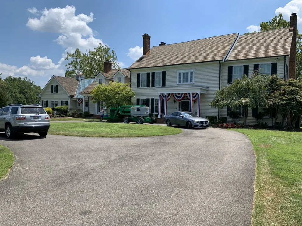 Licensed shingle roofing service for homes in White plains, MD by JAG Construction Company