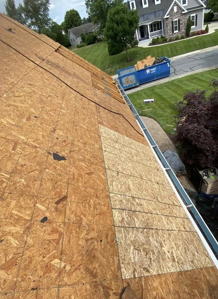 Slide of Jaguilar Construction