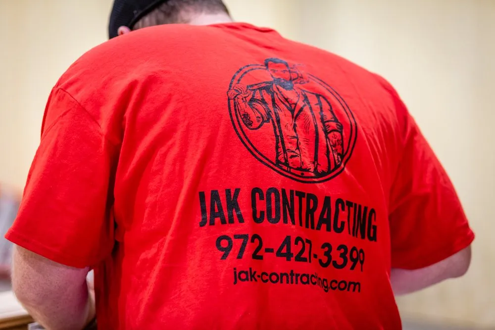Slide of Jak Contracting