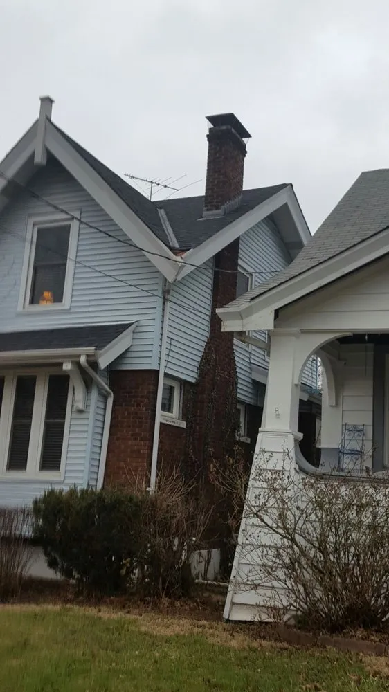 Slide of Jake's Roofing