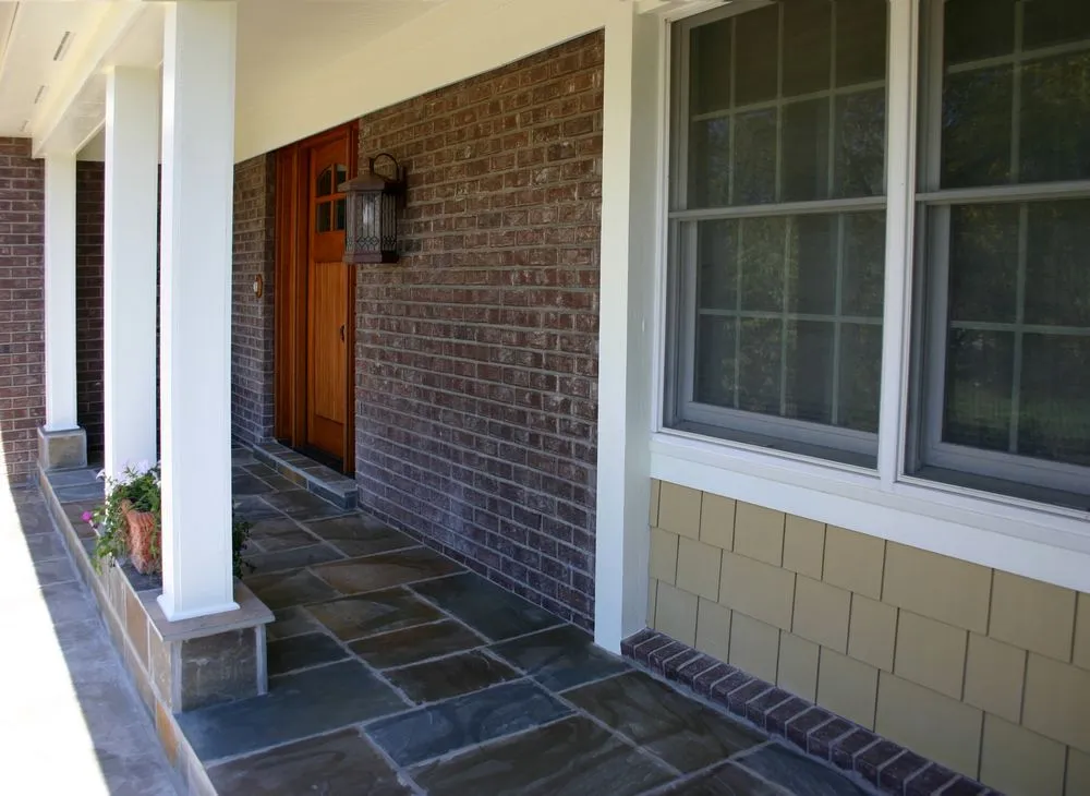 Slide of Jake's Roofing