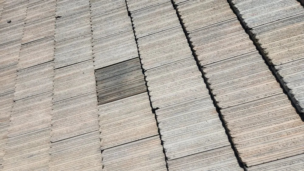 Slide of Jalisco Roofing