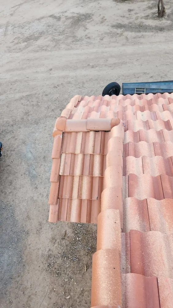 Slide of Jalisco Roofing