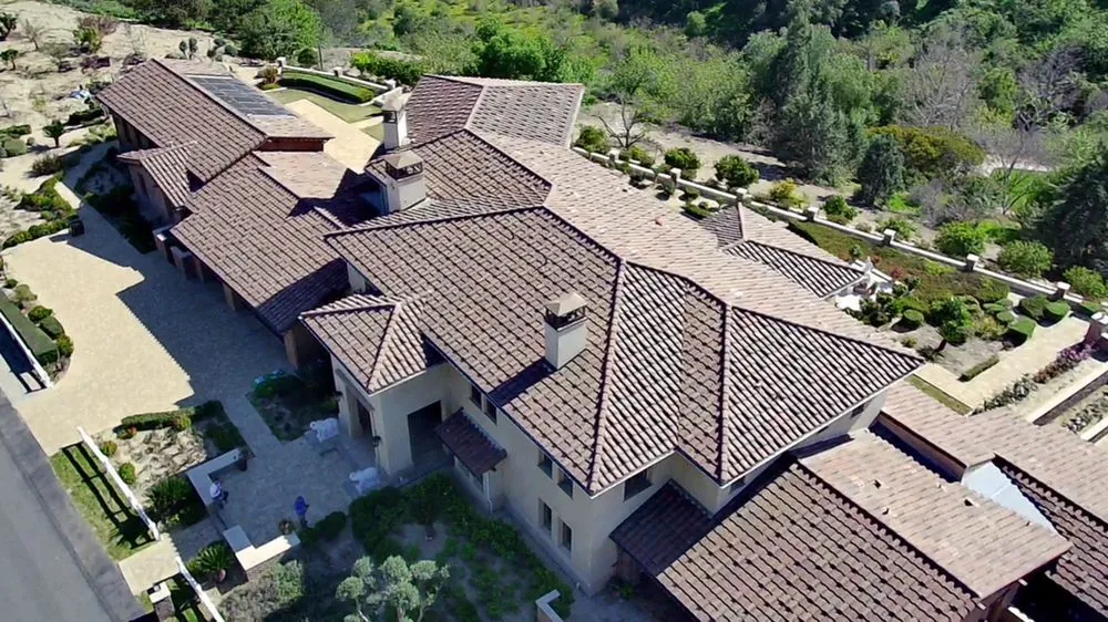 Slide of Jar Pros Construction