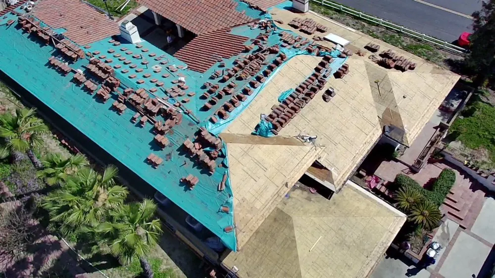 Slide of Jar Pros Construction