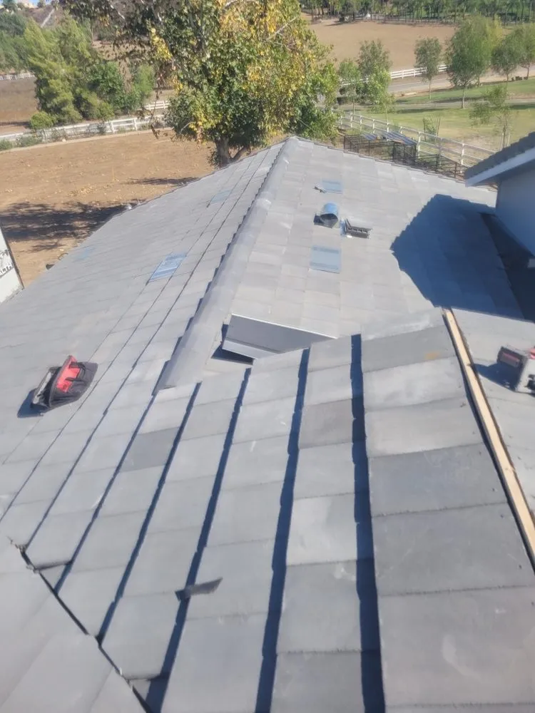 Slide of Jar Pros Construction