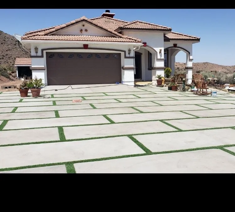 Slide of Jared Handyman