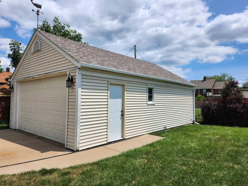 Slide of Jason Lund Construction