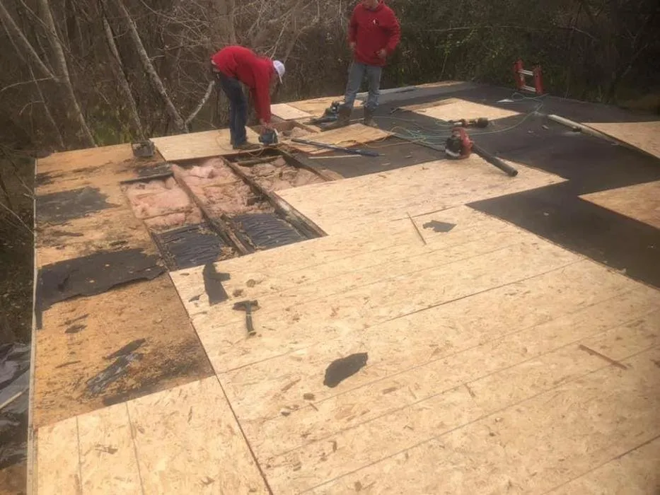 Slide of Jason Vega's Roofing