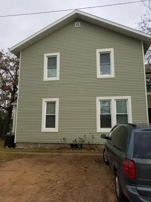 Slide of Javier's Quality Roofing & Siding