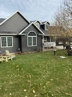 Slide of Javy Construction