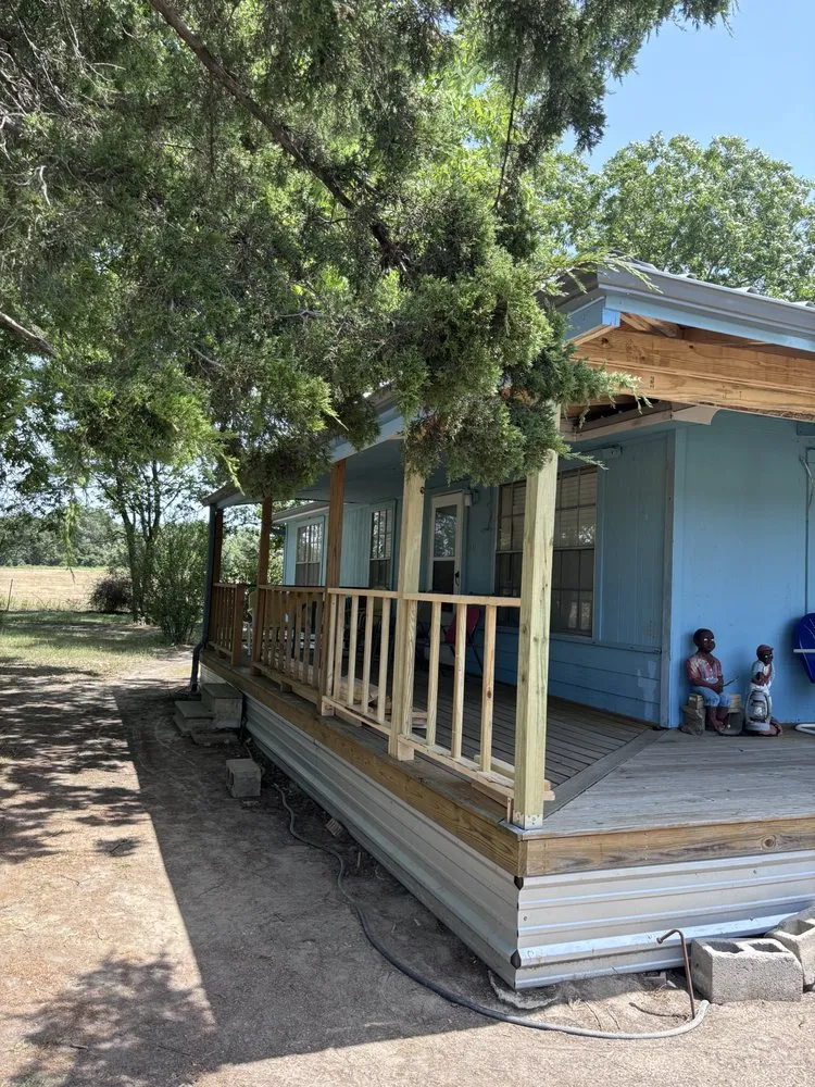 Top-rated shingle roofing service in Scurry, TX - Jay Vee’s Handyman Services