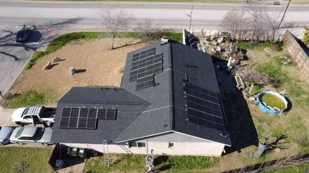 Slide of Jaybird Roofing