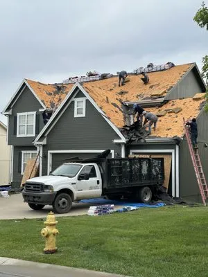 Jayhawk Roofing Pros