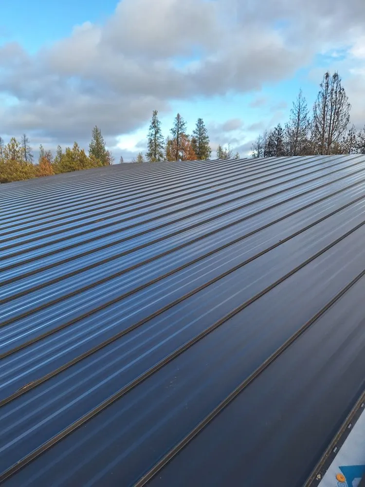 Slide of JAYJAY’S ROOFING AND CONSTRUCTION