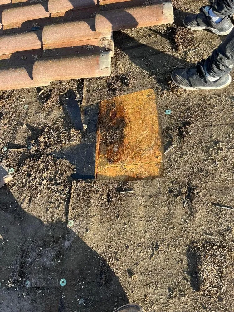 Slide of Jay’s Roofing & Construction 