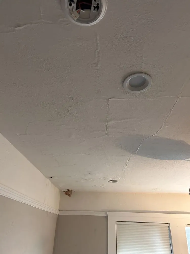 Slide of Jay’s Roofing & Construction 