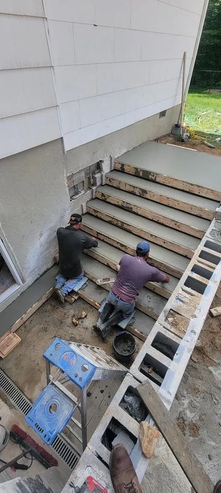 Slide of Jay’s Roofing & Construction 