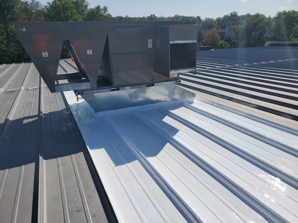 Slide of Jay's Roofing and Siding