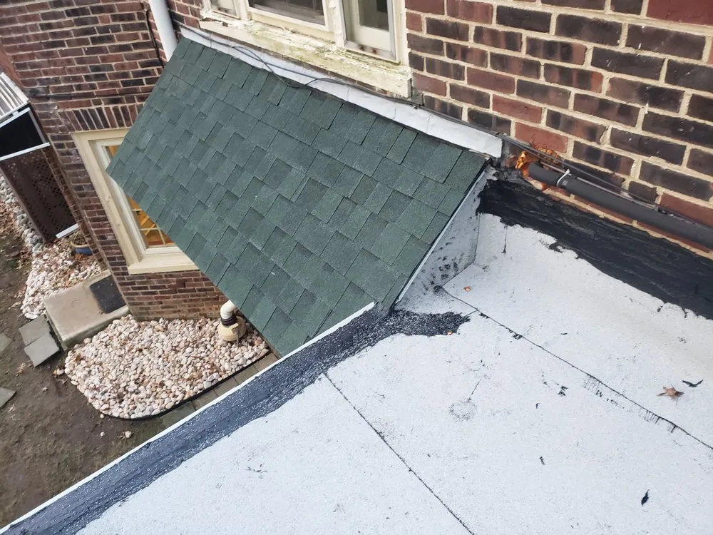 Slide of Jay's Roofing and Siding