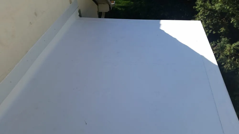 Slide of Jay's Roofing and Siding