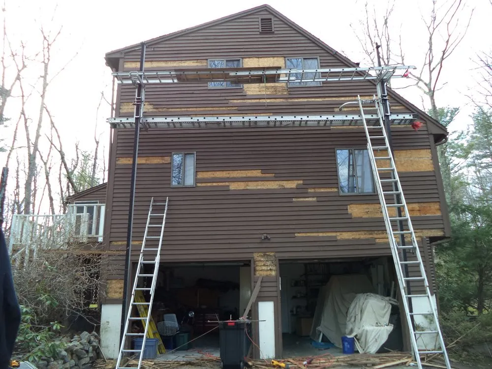 Slide of J&B Exteriors