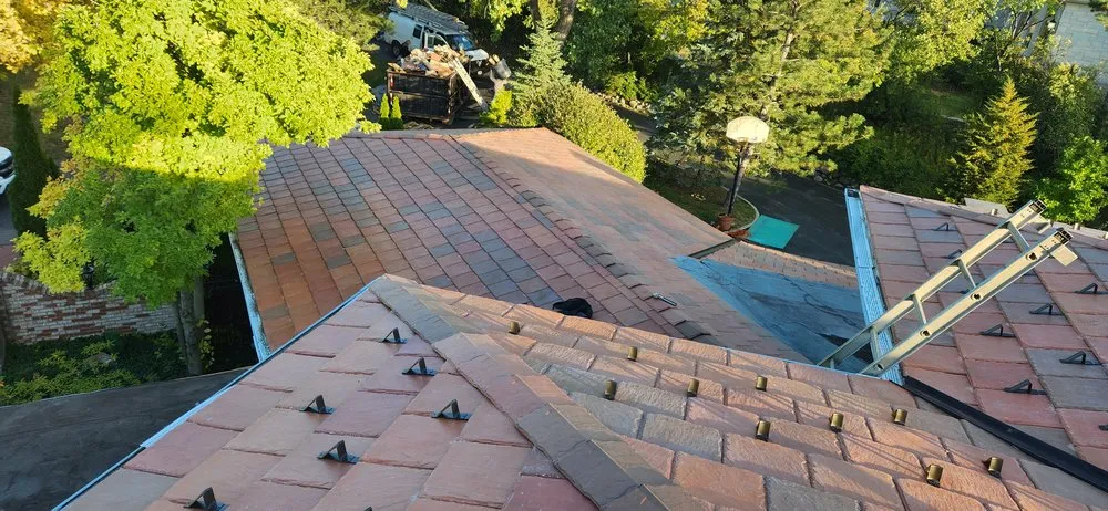 Slide of JB General Services