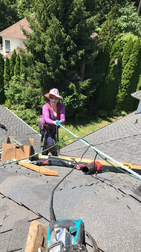 Trusted roof leak repair in Porland, WA - JB Roofing & Construction