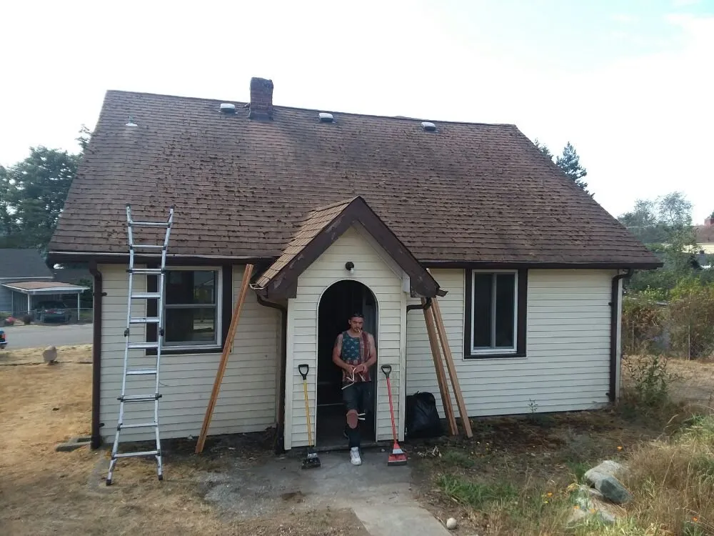 Slide of J&B Roofing