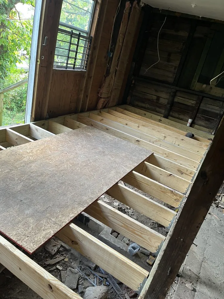 Trusted shingle roofing service same-day service in Vestavia, AL by J.Brewton Building