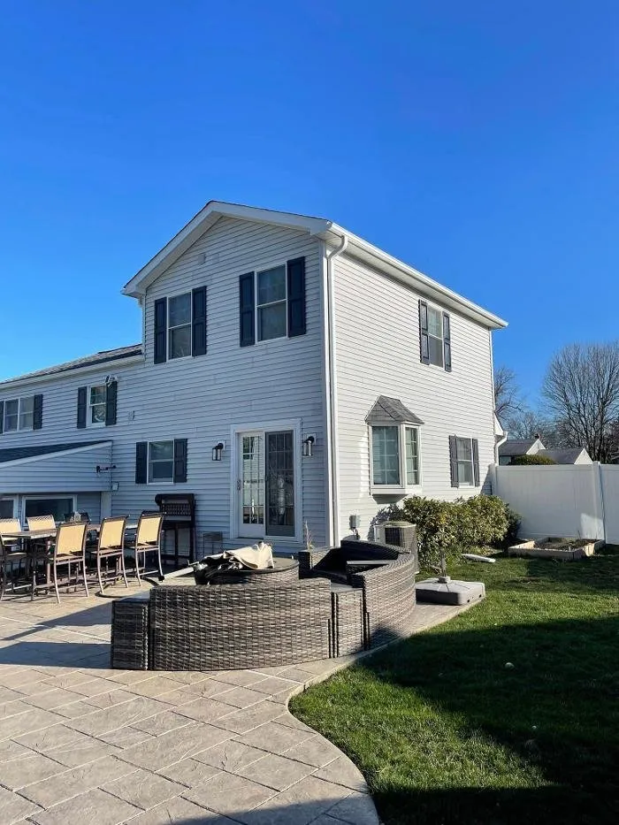 Slide of JC Custom Carpentry