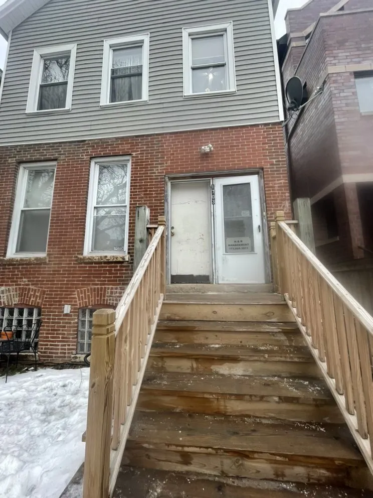 Slide of JC exterior