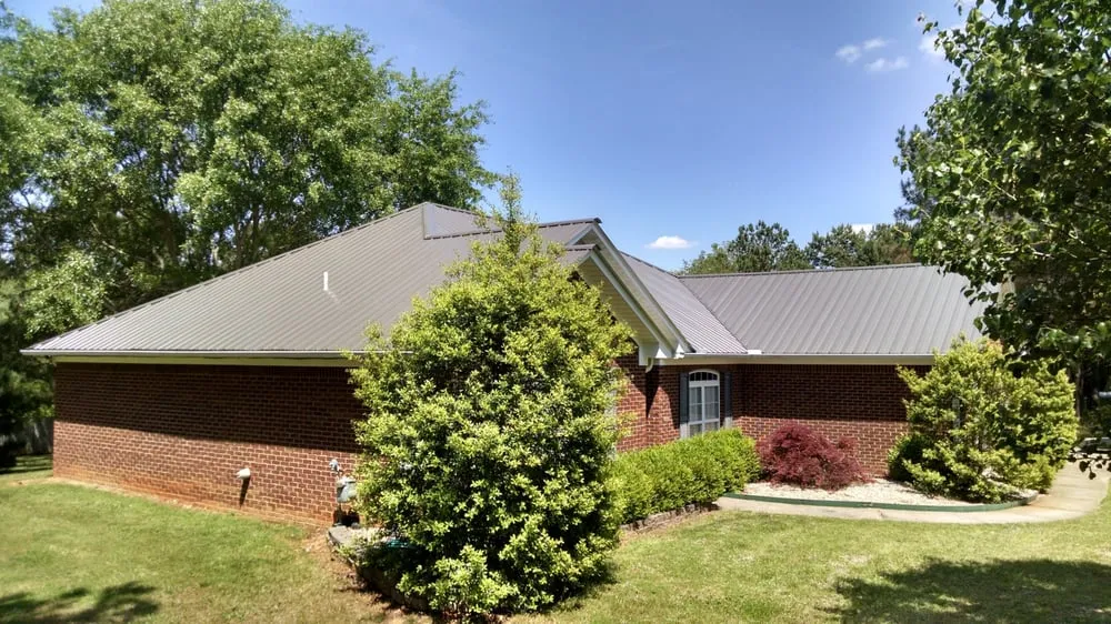 Professional flat roof repair in Geraldine, AL by JC Metal Roofing