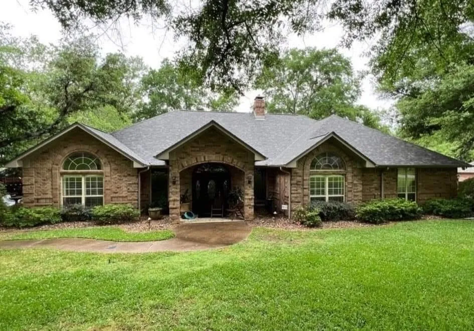 Slide of JC Oefinger - Boyd's of Texas