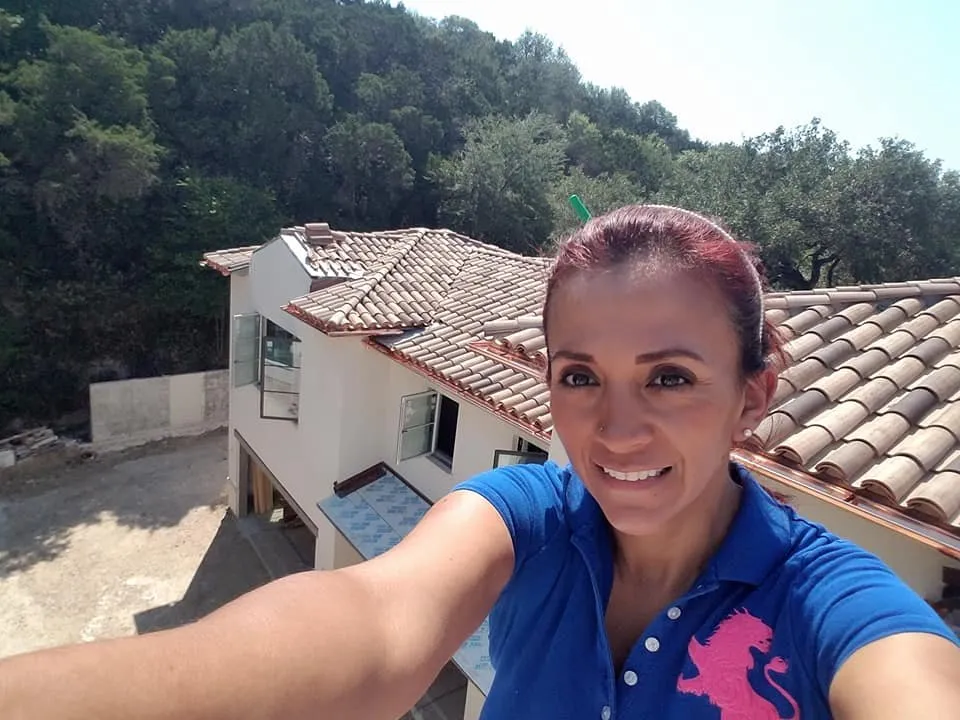 Slide of JC Roofing & Gutters