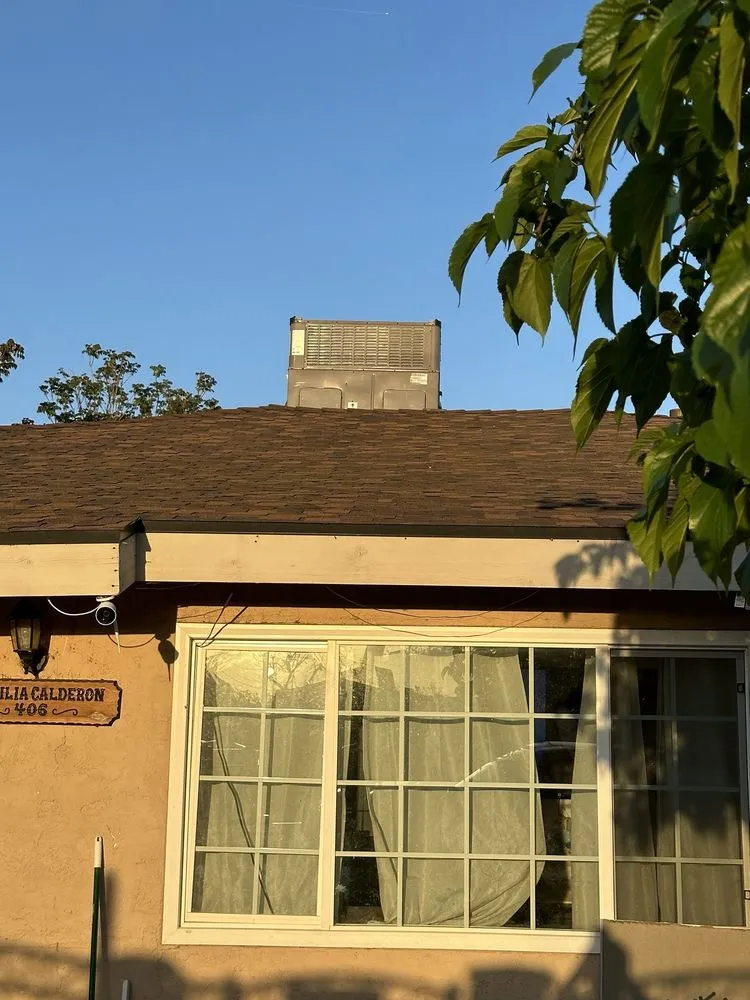 Slide of Jcc Roofing