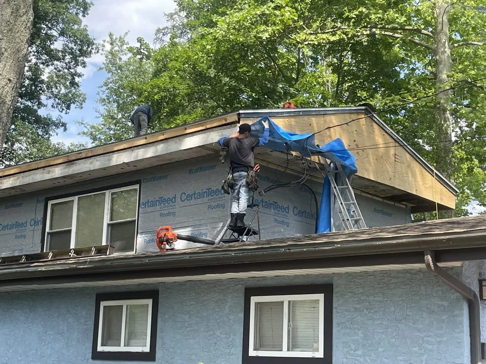 Slide of JCM General Contractor